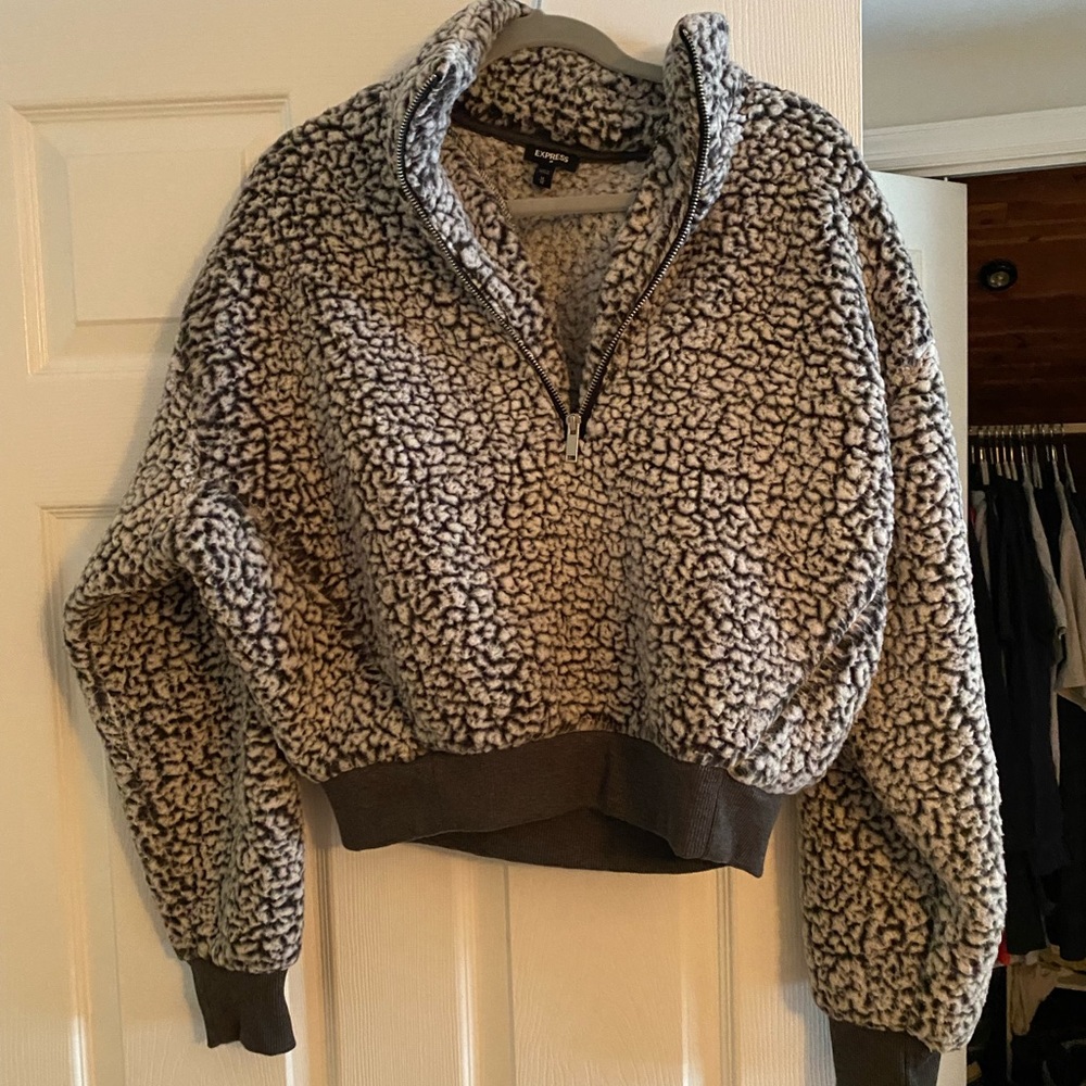 Gray and white Express pullover - half zip
